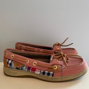 Sperry topsiders